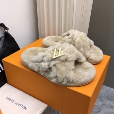 Louis Vuitton Slippers